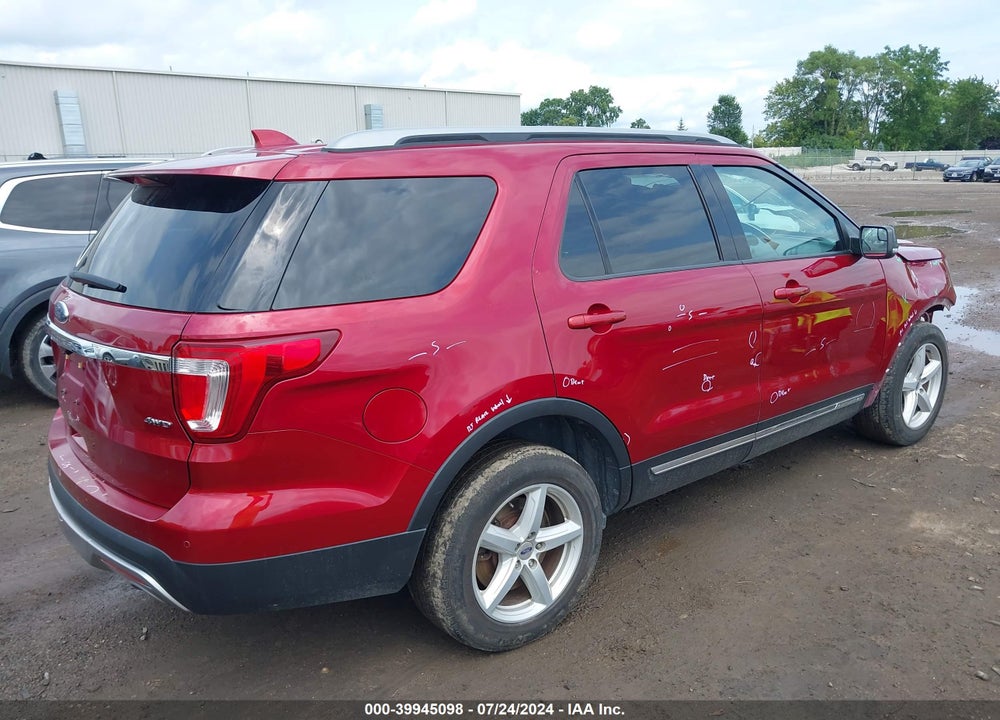 2017 FORD EXPLORER XLT VIN: 1FM5K8D85HGD84161
