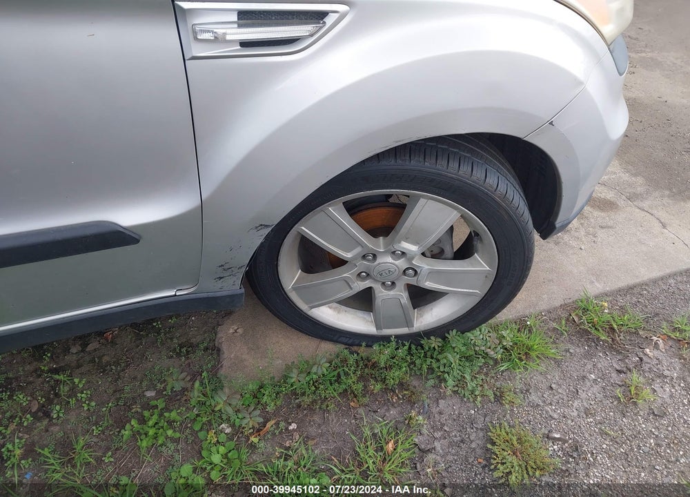 2010 KIA SOUL SPORT VIN: KNDJT2A28A7028175