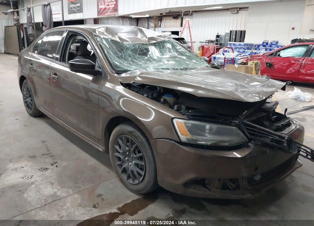 2014 VOLKSWAGEN JETTA 2.0L S VIN: 3VW2K7AJ1EM243546