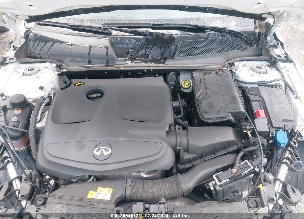 2019 INFINITI QX30 LUXE VIN: SJKCH5CP2KA010633