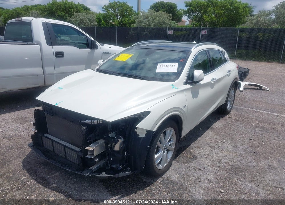 2019 INFINITI QX30 LUXE VIN: SJKCH5CP2KA010633