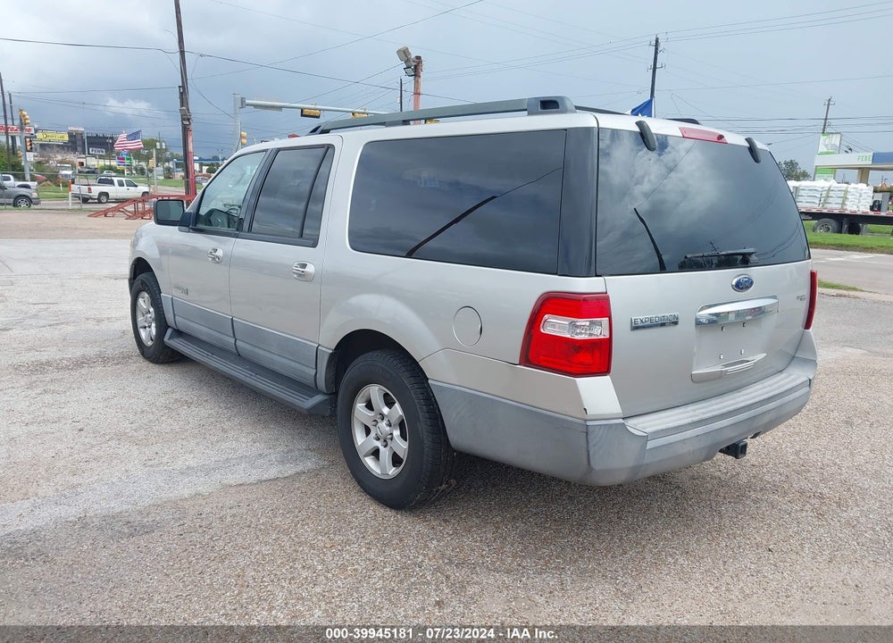 2007 FORD EXPEDITION EL XLT VIN: 1FMFK15507LA85747
