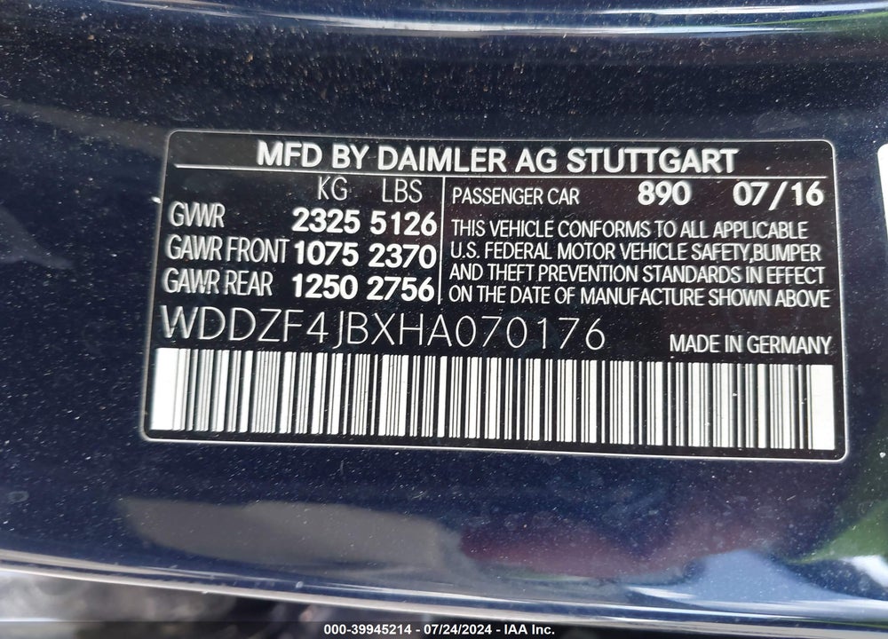 2017 MERCEDES-BENZ E 300 VIN: WDDZF4JBXHA070176