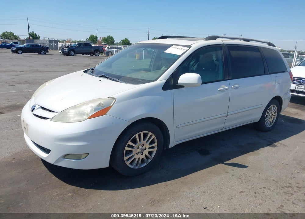 2008 TOYOTA SIENNA LIMITED/XLE VIN: 5TDZK22C08S179606