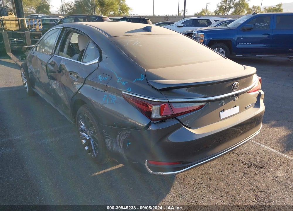2024 LEXUS ES 300H LUXURY VIN: 58AEA1C17RU042575