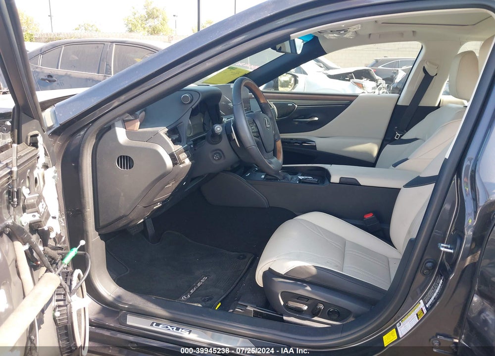 2024 LEXUS ES 300H LUXURY VIN: 58AEA1C17RU042575