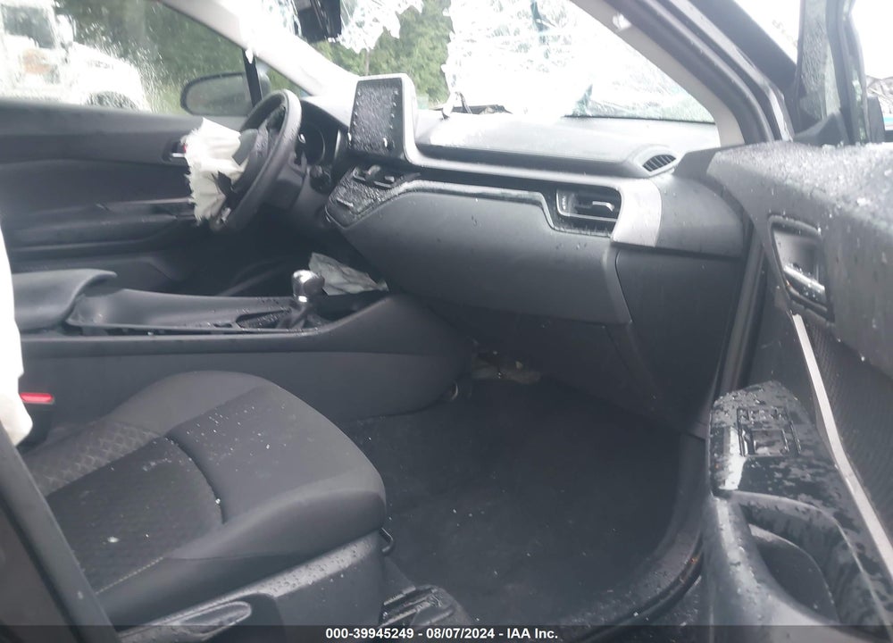 2020 TOYOTA C-HR LE VIN: JTNKHMBX8L1086073