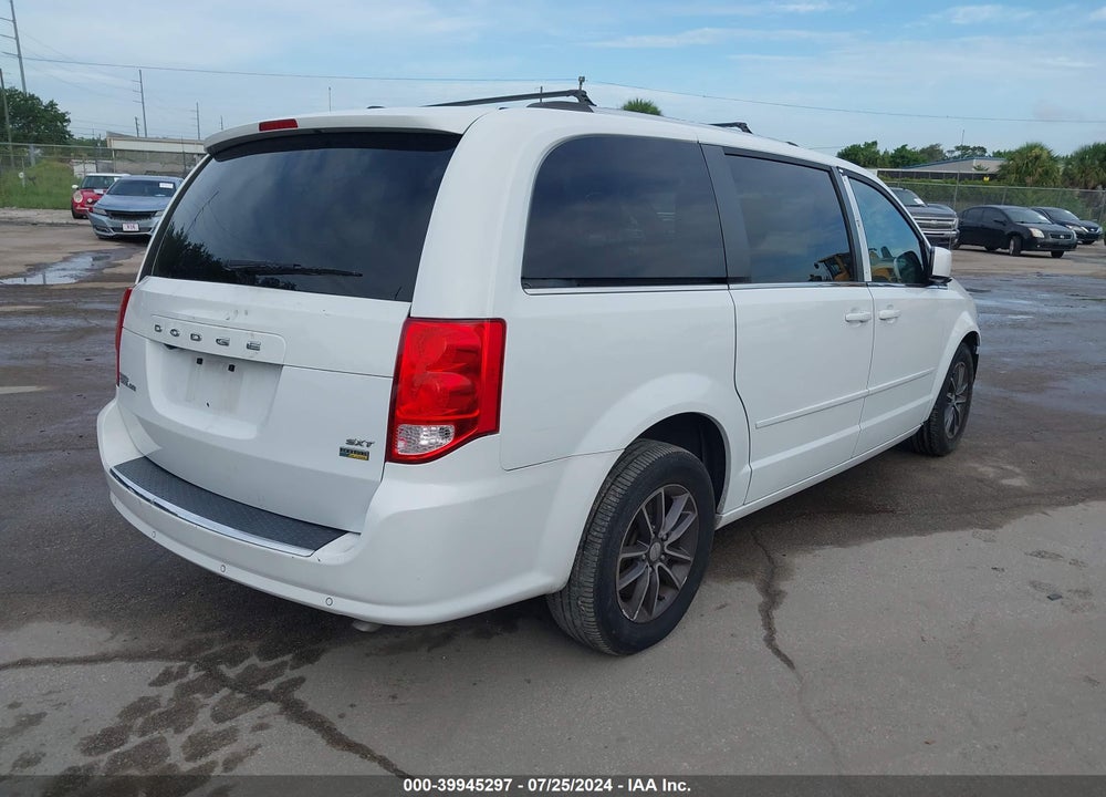 2017 DODGE GRAND CARAVAN SXT VIN: 2C4RDGCG8HR786497