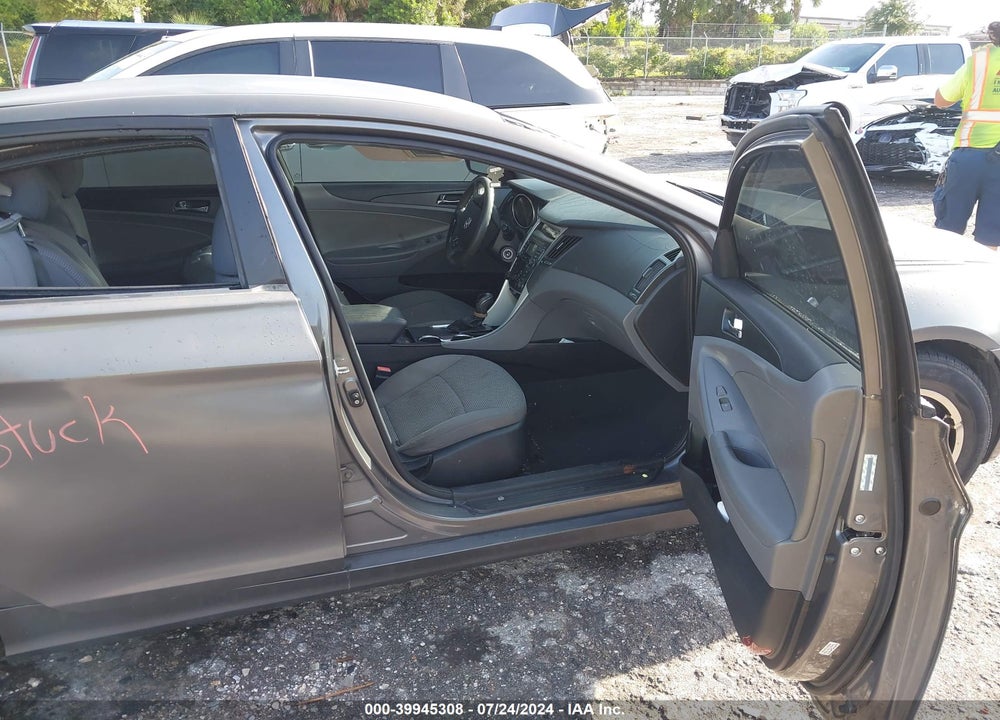 2011 HYUNDAI SONATA GLS VIN: 5NPEB4AC3BH124317