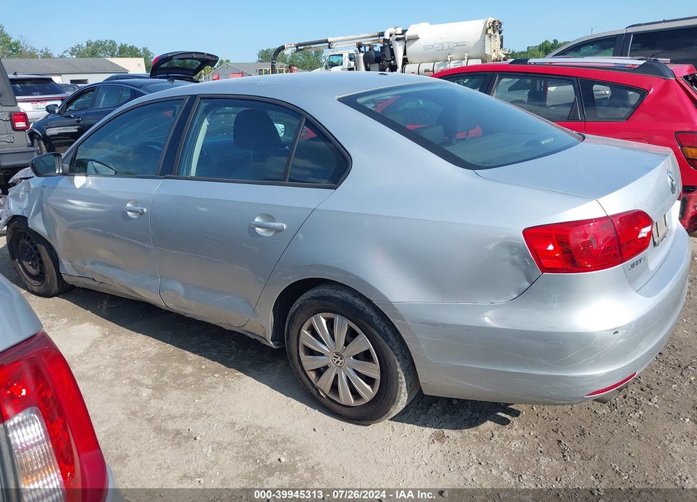 2014 VOLKSWAGEN JETTA 2.0L S VIN: 3VW2K7AJ7EM251439