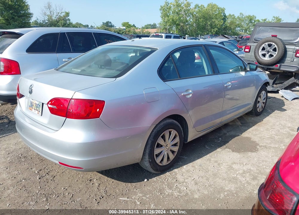 2014 VOLKSWAGEN JETTA 2.0L S VIN: 3VW2K7AJ7EM251439