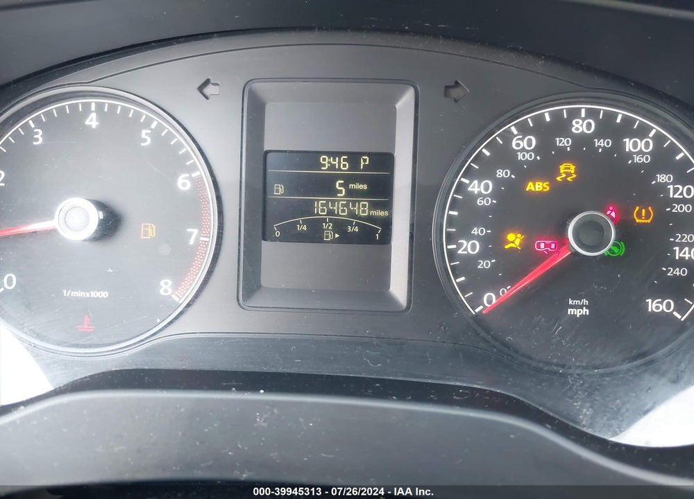 2014 VOLKSWAGEN JETTA 2.0L S VIN: 3VW2K7AJ7EM251439