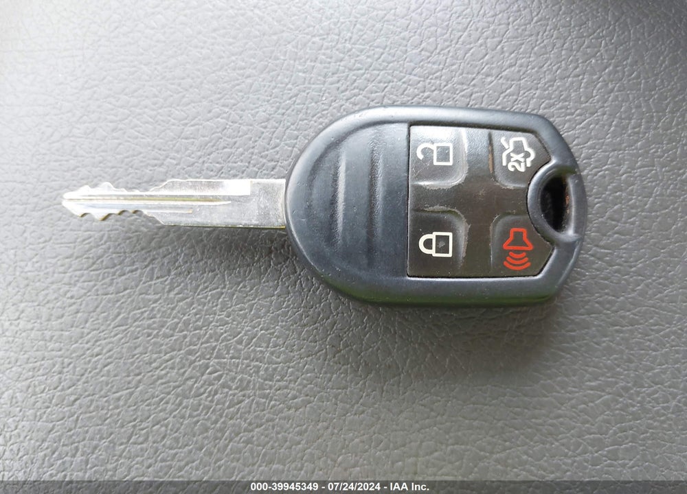 2010 FORD FUSION S VIN: 3FAHP0GA5AR137942