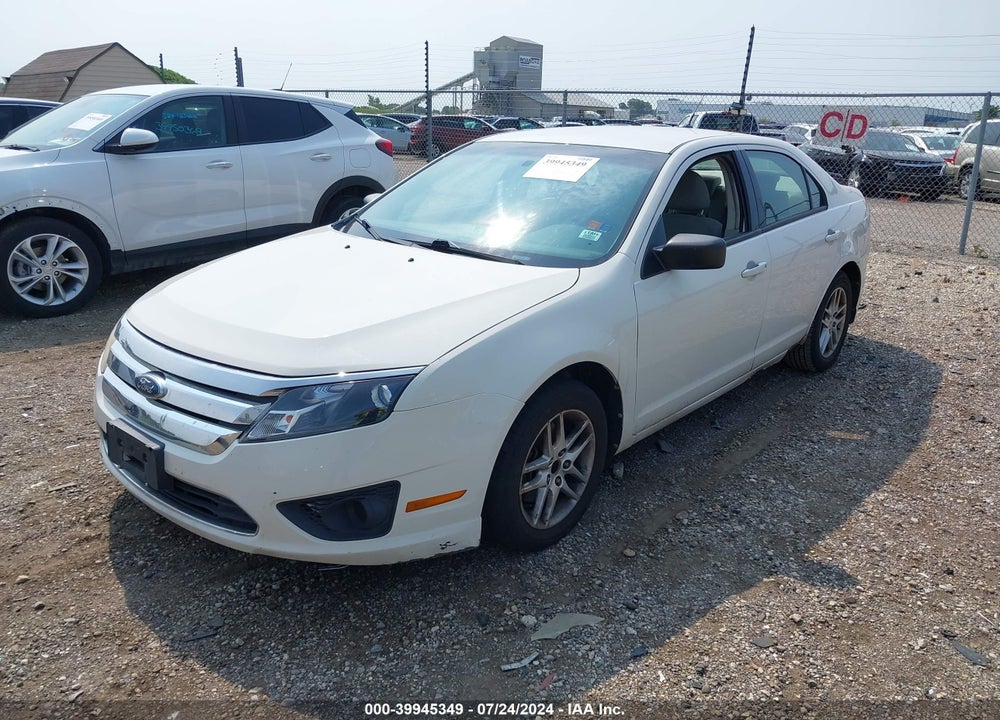 2010 FORD FUSION S VIN: 3FAHP0GA5AR137942