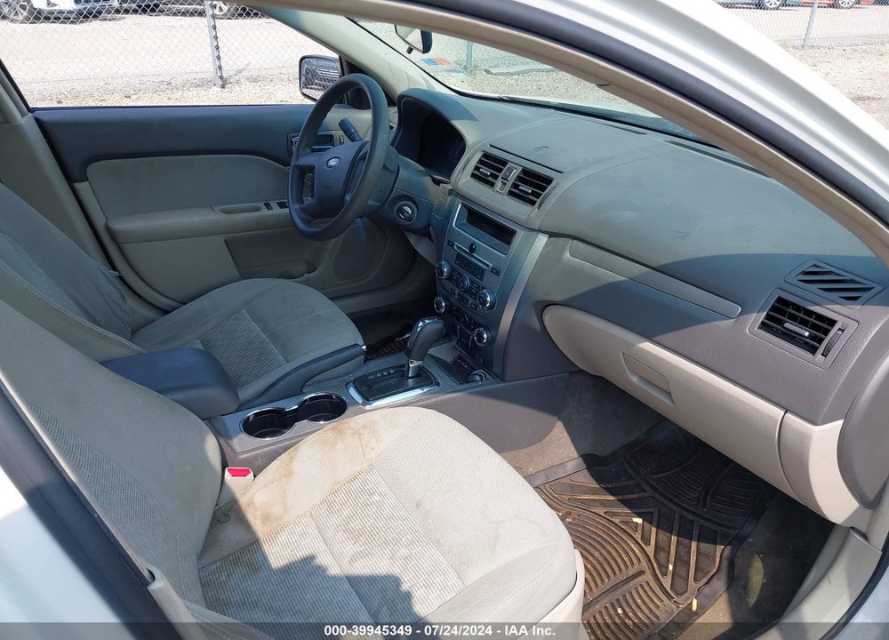 2010 FORD FUSION S VIN: 3FAHP0GA5AR137942