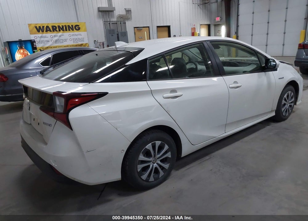 2020 TOYOTA PRIUS LE AWD-E VIN: JTDL9RFU8L3021814