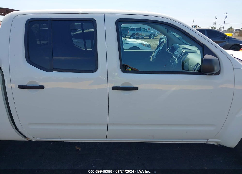 2018 NISSAN FRONTIER SV VIN: 1N6AD0FR9JN711390