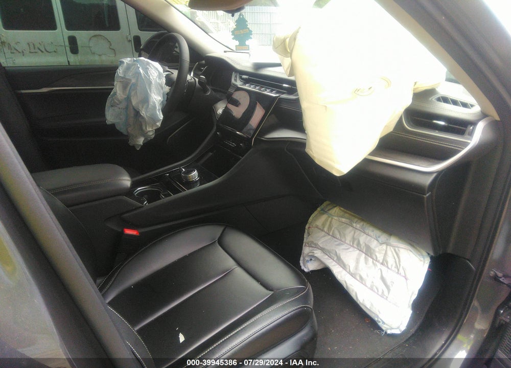 2023 JEEP GRAND CHEROKEE L LIMITED 4X4 VIN: 1C4RJKBGXP8855066