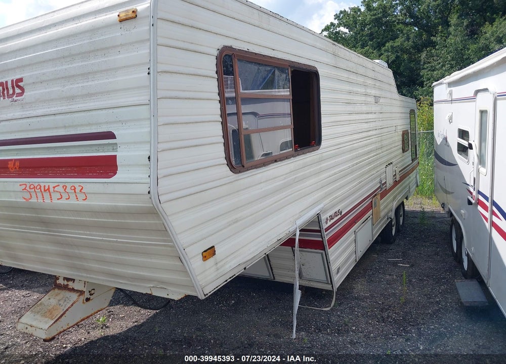 1987 FLEETWOOD TERRY VIN: 1EB5J2928H2925935