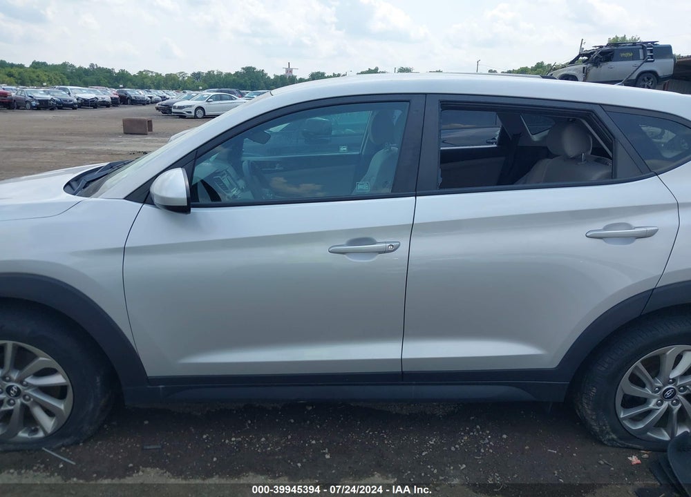 2018 HYUNDAI TUCSON VIN: KM8J2CA40JU828301