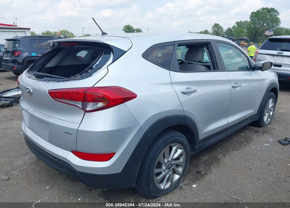 2018 HYUNDAI TUCSON VIN: KM8J2CA40JU828301