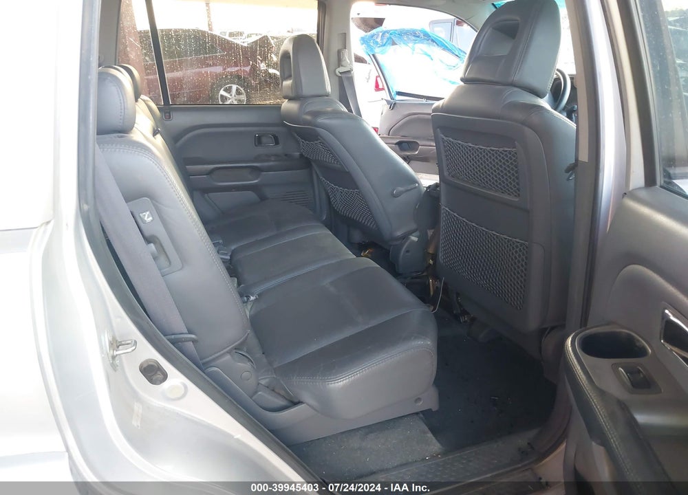 2004 HONDA PILOT EX-L VIN: 2HKYF18514H528968