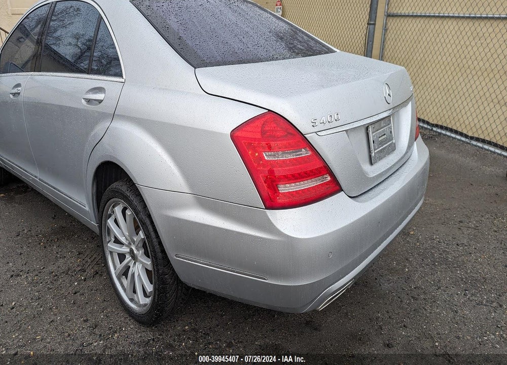 2010 MERCEDES-BENZ S 400 HYBRID VIN: WDDNG9FB7AA303003