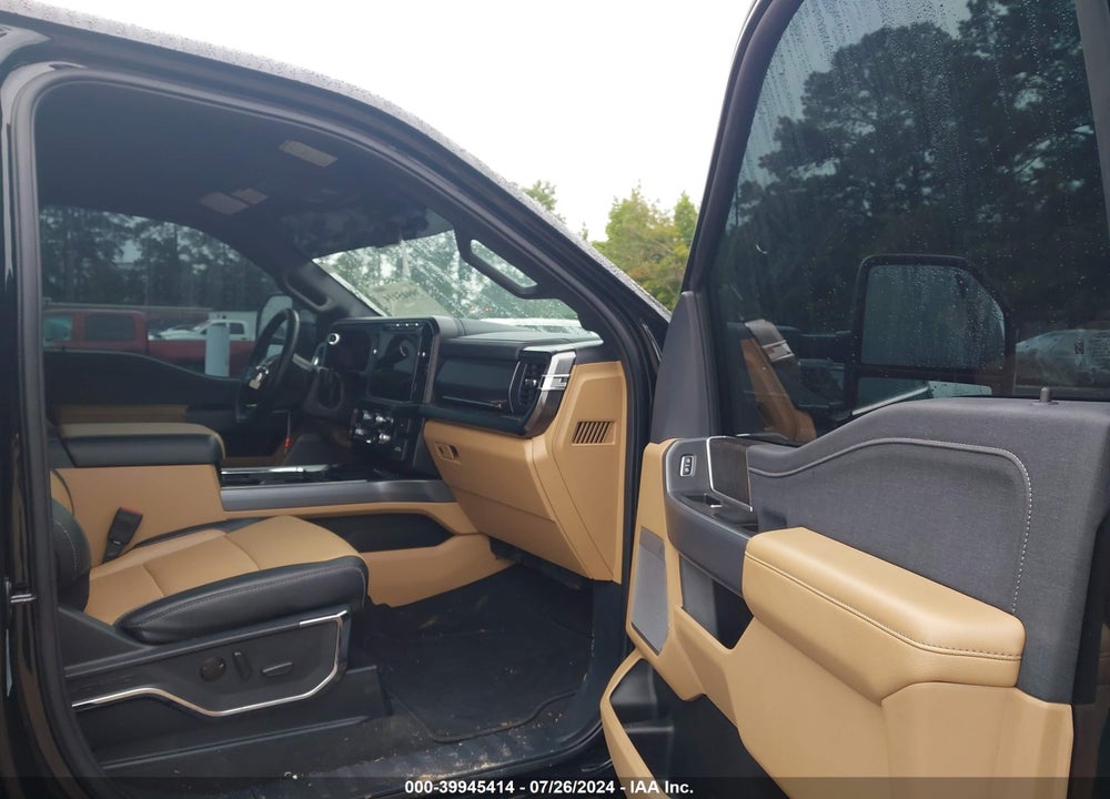 2024 FORD F-350 LARIAT VIN: 1FT8W3DM0REC54176