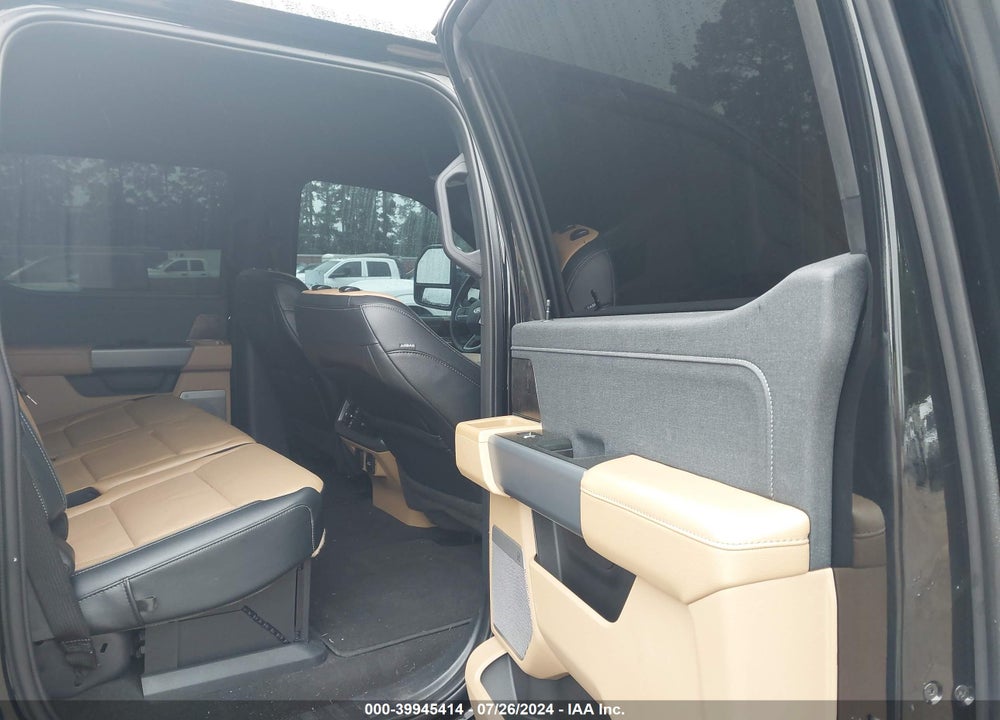 2024 FORD F-350 LARIAT VIN: 1FT8W3DM0REC54176