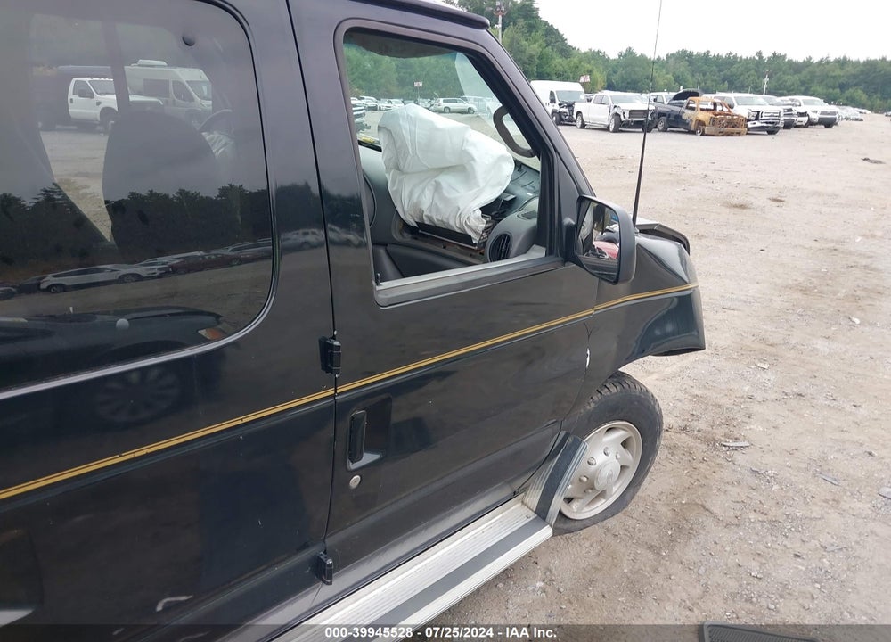 2001 FORD E-350 SUPER DUTY XL/XLT VIN: 1FBSS31S61HB54692