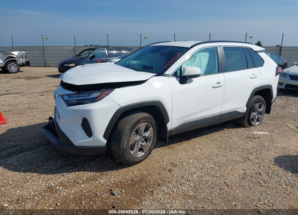 2024 TOYOTA RAV4 XLE VIN: 2T3W1RFV1RW330947