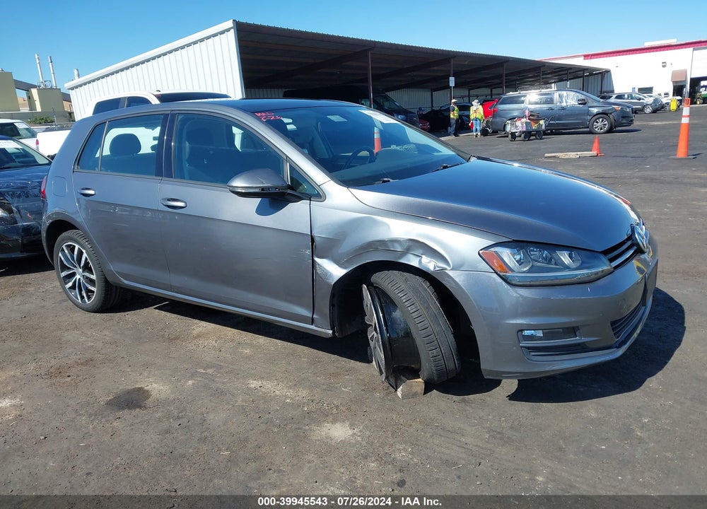 2015 VOLKSWAGEN GOLF TSI SE 4-DOOR VIN: 3VW217AU8FM011394