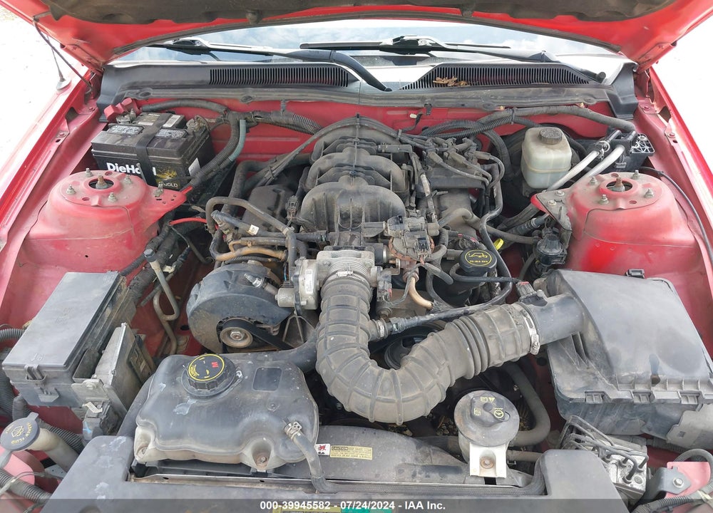 2005 FORD MUSTANG VIN: 1ZVFT84N155208868