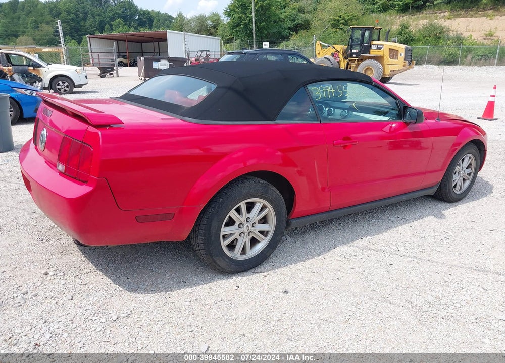 2005 FORD MUSTANG VIN: 1ZVFT84N155208868