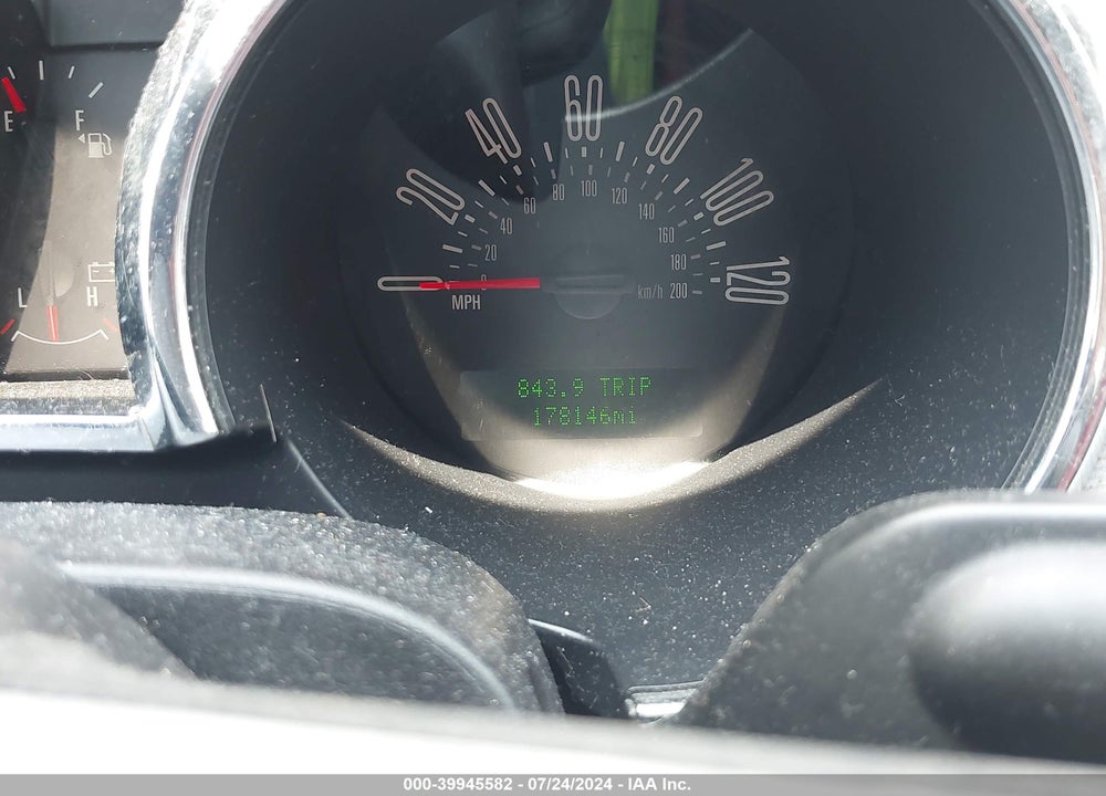 2005 FORD MUSTANG VIN: 1ZVFT84N155208868