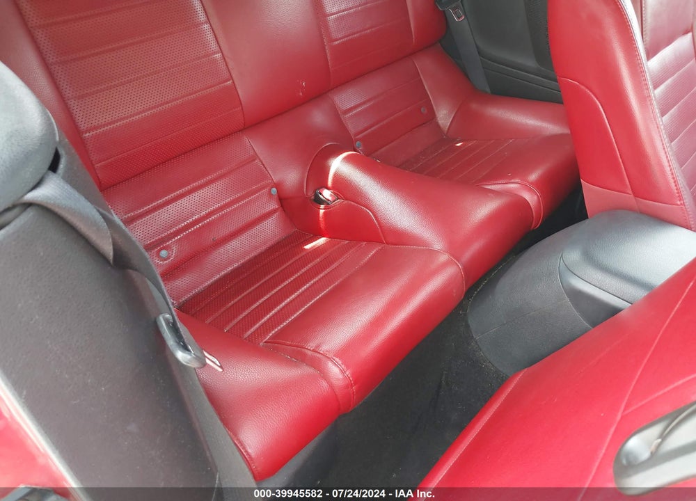 2005 FORD MUSTANG VIN: 1ZVFT84N155208868