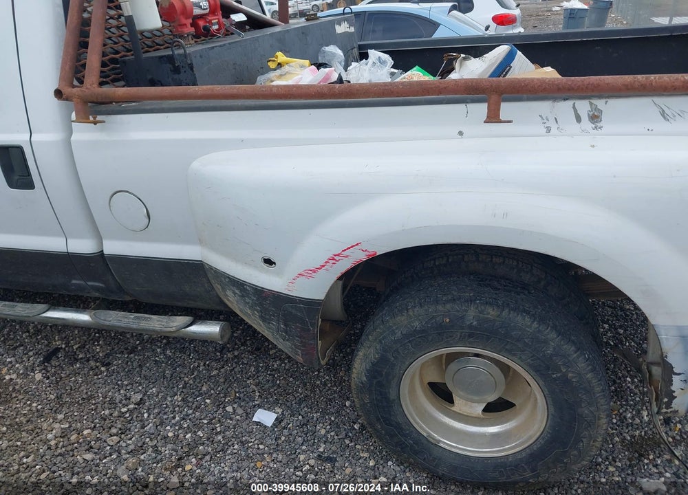 2002 FORD F-350 LARIAT/XL/XLT VIN: 1FTWW32F22ED19806