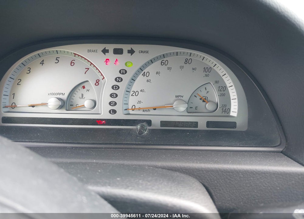 2004 TOYOTA CAMRY SE V6 VIN: 4T1BA32K64U020009