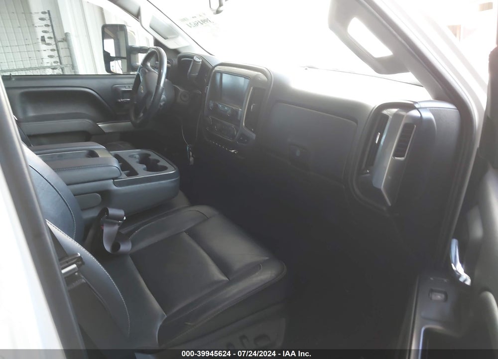 2017 CHEVROLET SILVERADO 2500HD LTZ VIN: 1GC1KWEY1HF158596