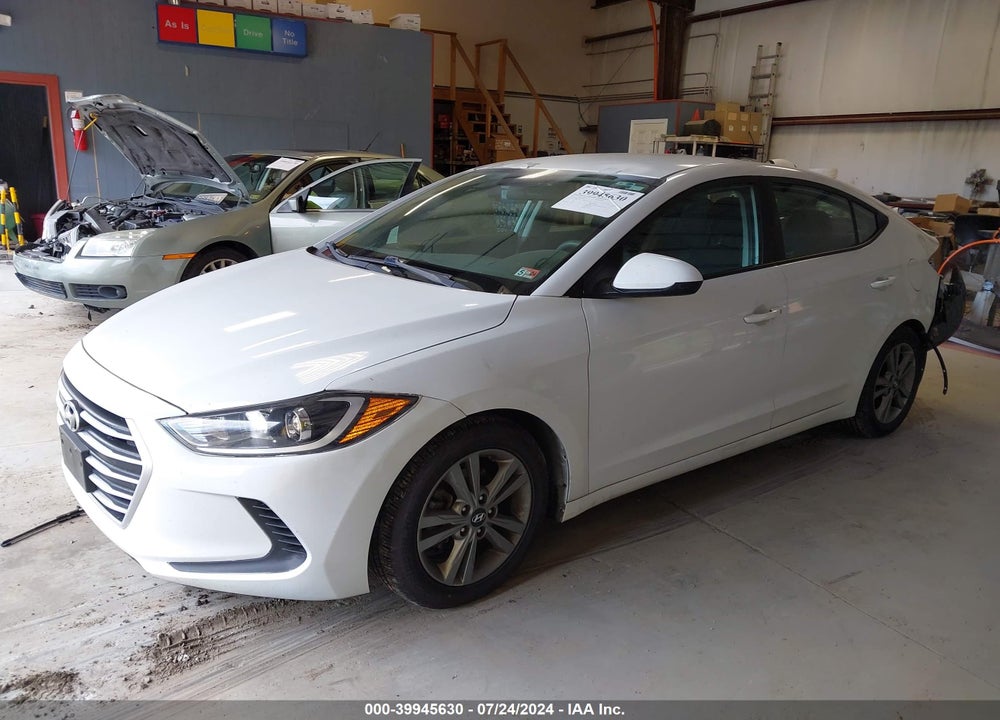 2018 HYUNDAI ELANTRA SEL VIN: 5NPD84LF5JH314684