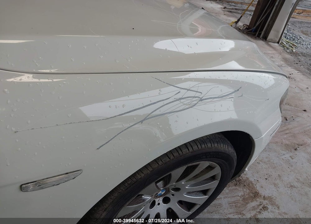 2008 BMW 750I VIN: WBAHL835X8DT12098