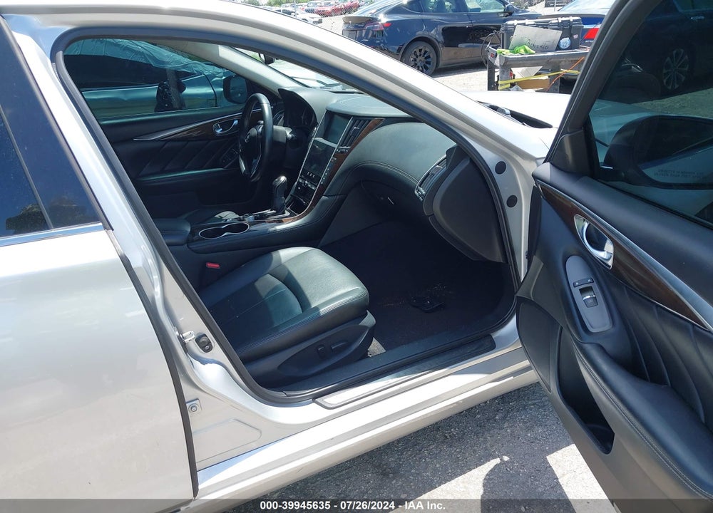 2018 INFINITI Q50 3.0T LUXE VIN: JN1EV7AP1JM363903