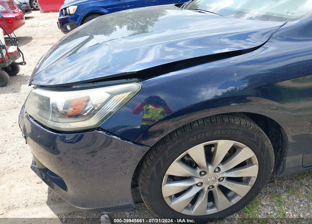 2015 HONDA ACCORD EX-L V-6 VIN: 1HGCR3F88FA038355