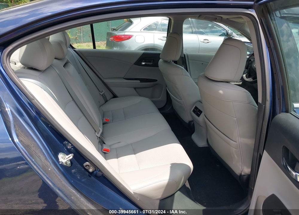 2015 HONDA ACCORD EX-L V-6 VIN: 1HGCR3F88FA038355