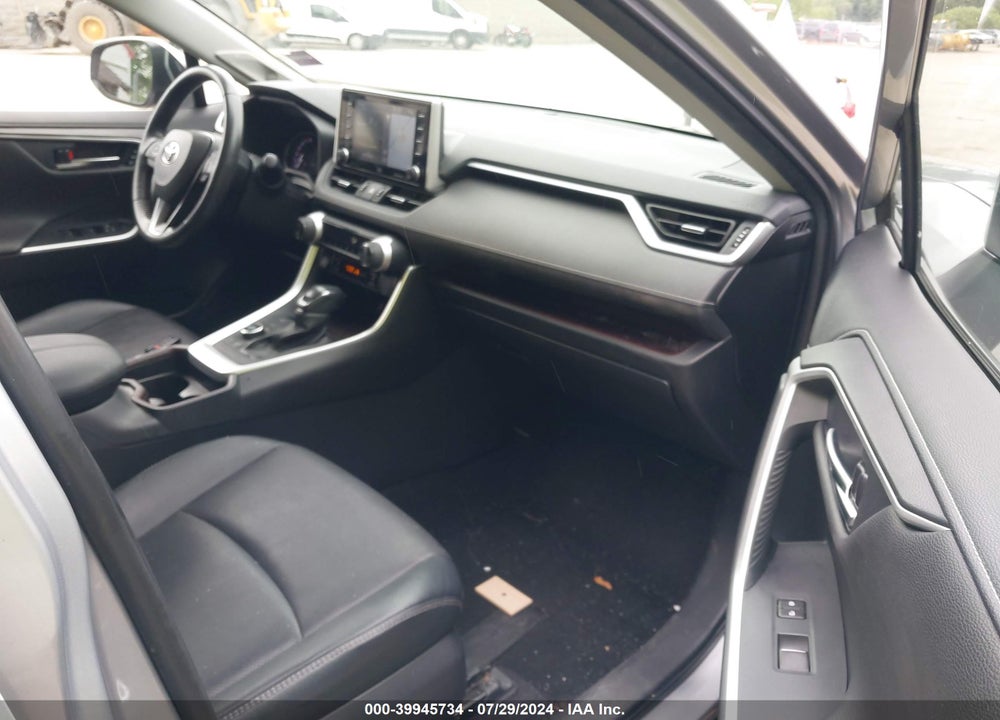 2019 TOYOTA RAV4 LIMITED VIN: JTMN1RFV0KD032775