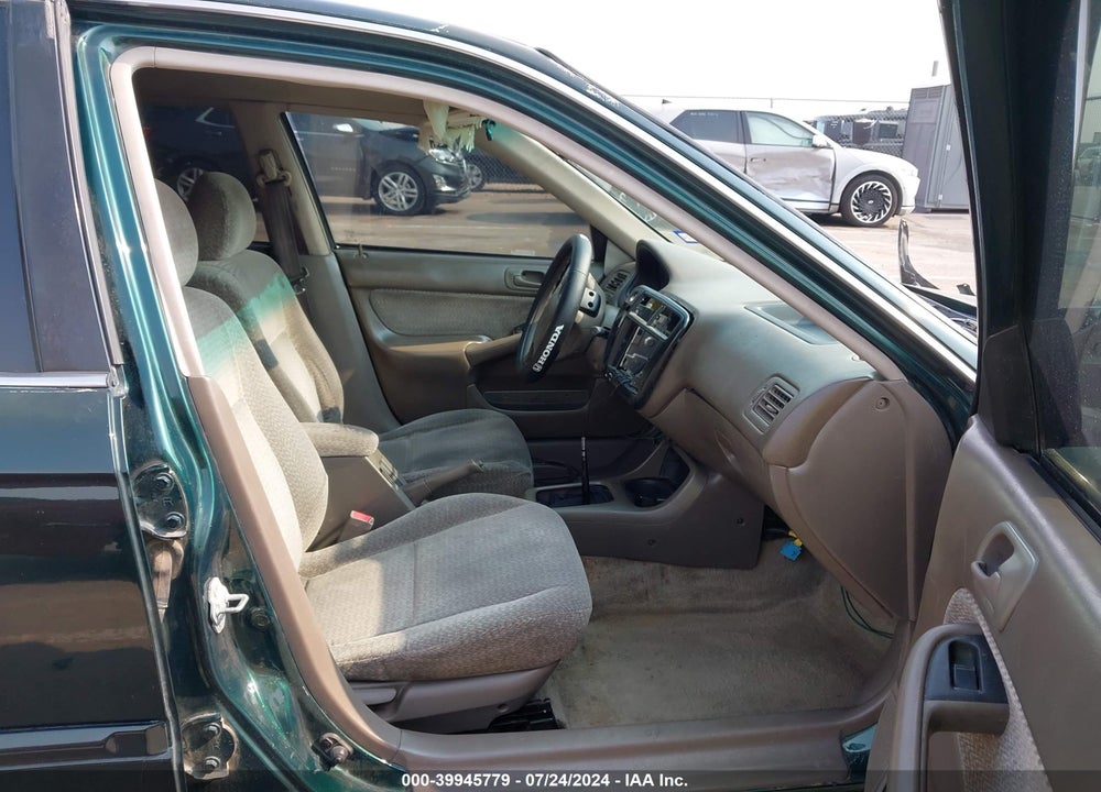 1999 HONDA CIVIC LX VIN: 1HGEJ6677XL060636