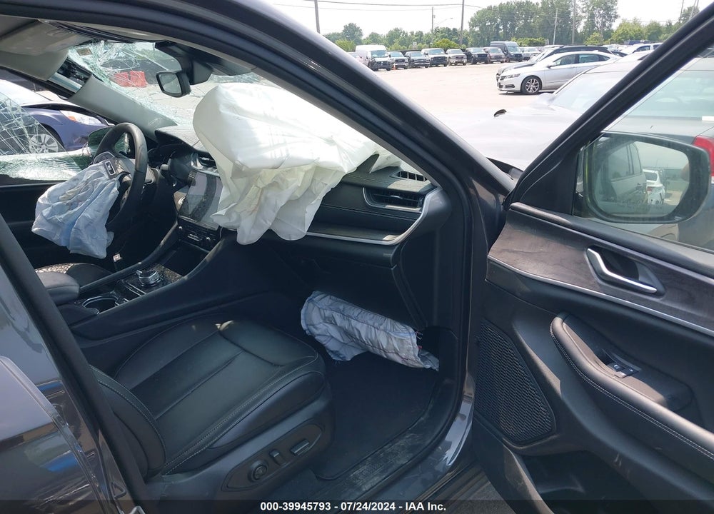 2023 JEEP GRAND CHEROKEE L LIMITED 4X4 VIN: 1C4RJKBG7P8879065