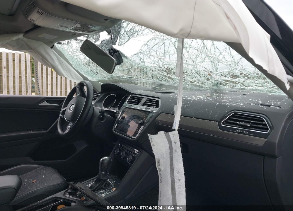 2019 VOLKSWAGEN TIGUAN 2.0T SE/2.0T SEL/2.0T SEL R-LINE/2.0T SEL R-LINE BLACK VIN: 3VV2B7AX6KM026529