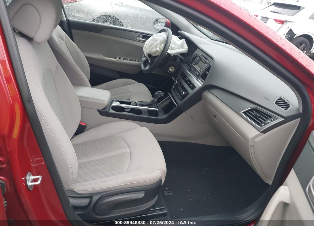 2017 HYUNDAI SONATA VIN: 5NPE24AF5HH519618