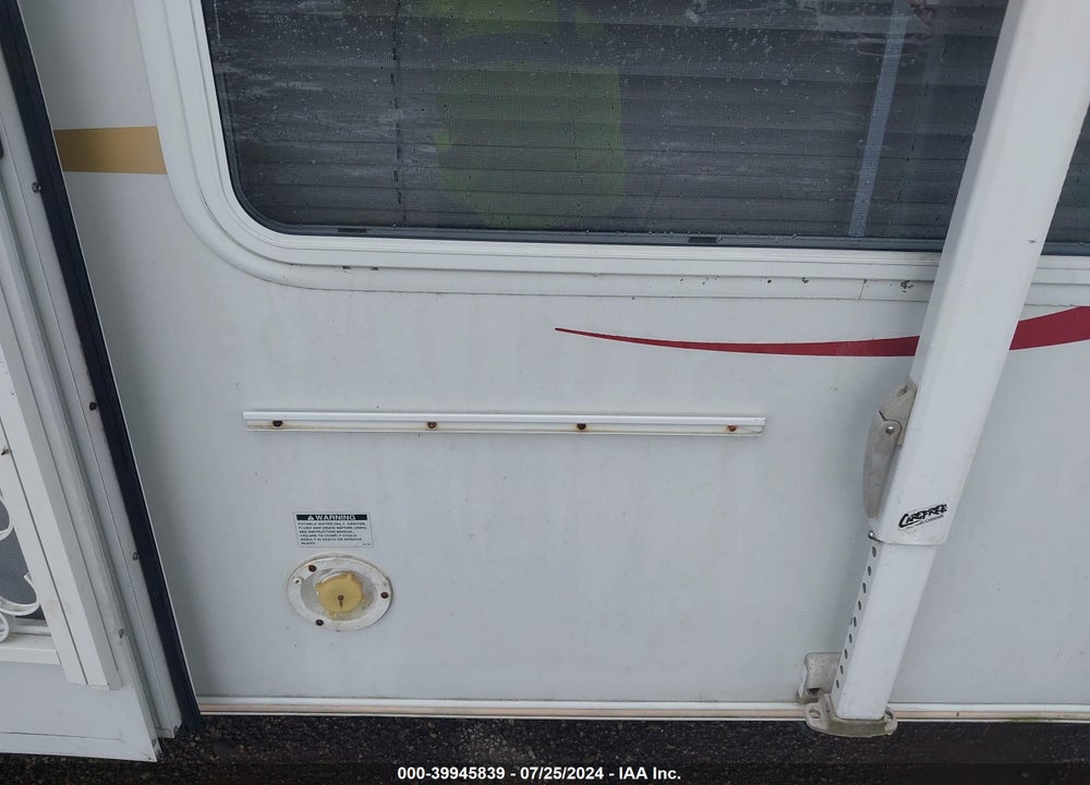 2006 JAYCO TRAILER VIN: 1UJBJ02M061JL0126